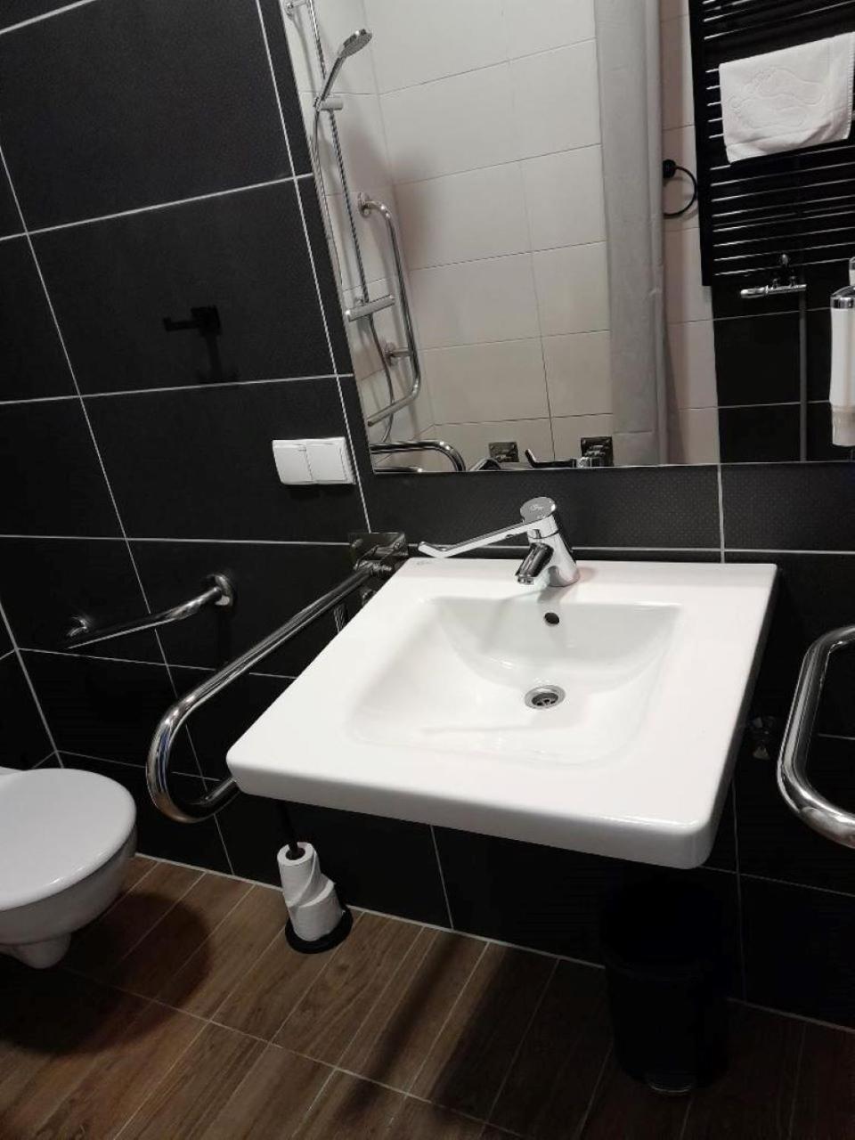 Stara Biblioteka Aparthotel Βρότσλαβ Δωμάτιο φωτογραφία